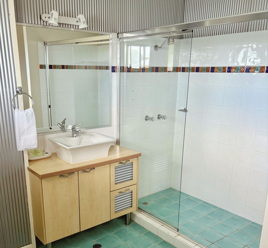 Bathroom 4, Yamba Sun Motel, Clarence Valley- Coast
