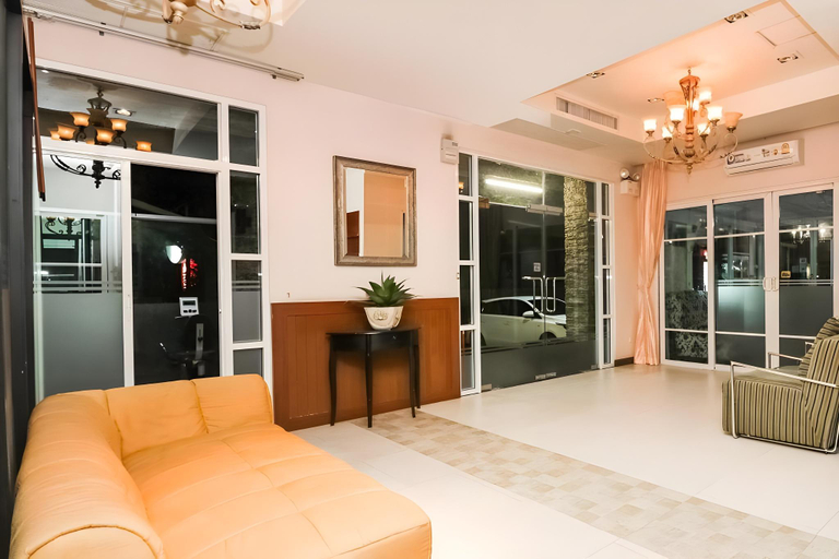 Public Area, Greenview Ekkamai10 Residence, Wattana