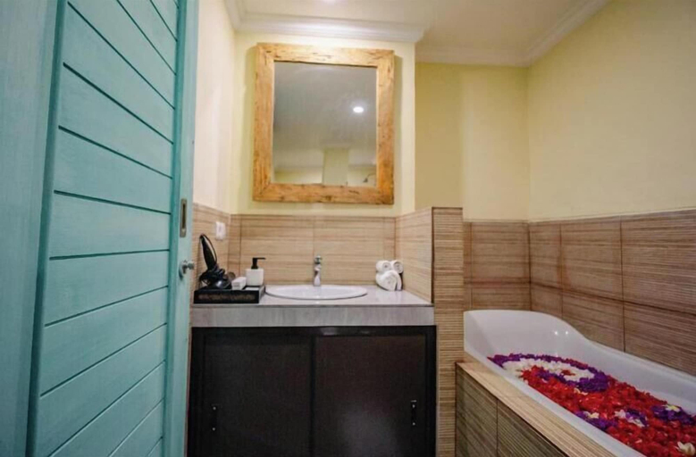 Bathroom 4, Anggrek Sari Villa, Badung