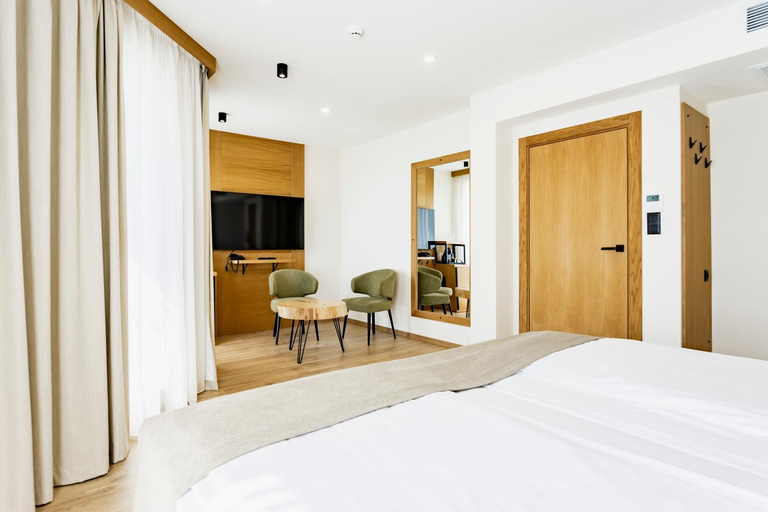 Bedroom, Natura All Seasons Boutique Hotel, Burgas