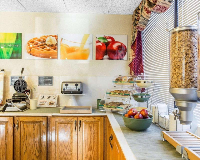 Food & Drinks 5, Quality Inn & Suites Myrtle Beach, Horry