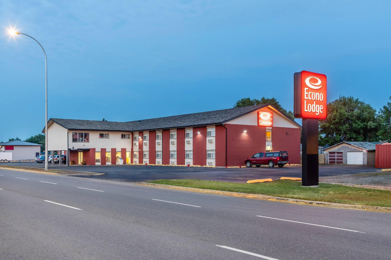 Exterior & Views 2, Econo Lodge Taber, Division No. 2