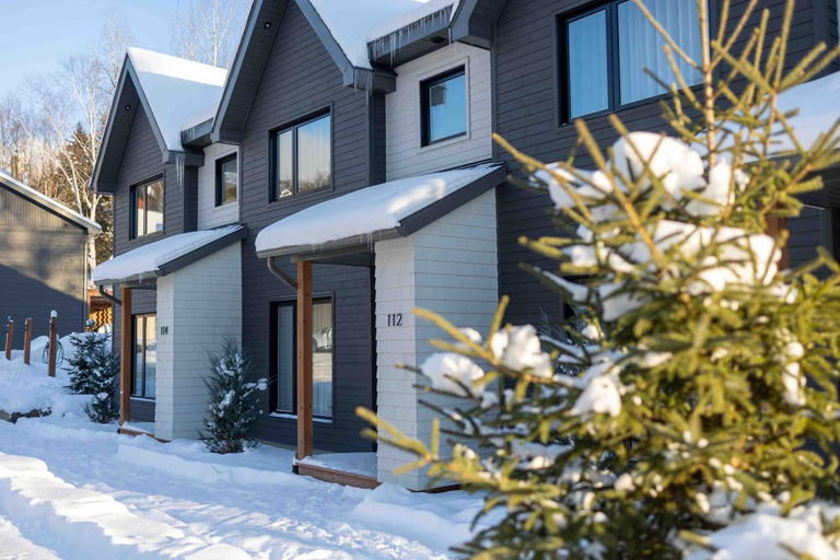 Others 5, Condos Kamik Tremblant, Les Laurentides