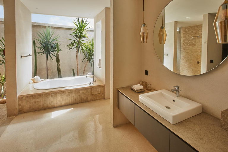 Bathroom 5, Ahimsa Beach, Badung