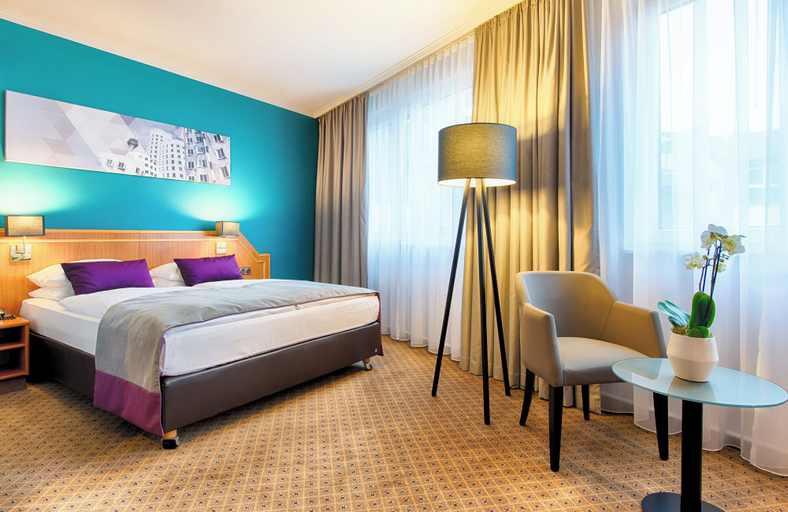 Bedroom 3, Leonardo Hotel Düsseldorf City Center, Düsseldorf