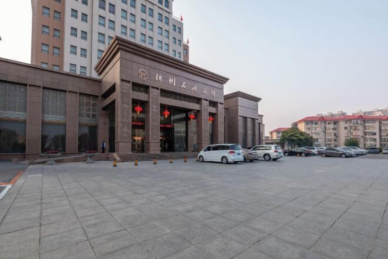 Exterior 4, Petroleum Hotel, Jinzhou