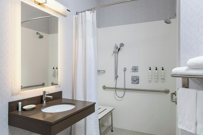 Bathroom 3, SpringHill Suites by Marriott Frankenmuth, Saginaw
