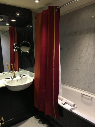 Bathroom, Prestonfield House, Edinburgh