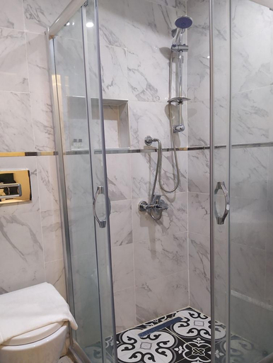 Bathroom 5, The Moss Hotel, Fatih