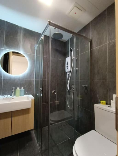 Bathroom 4, COLONY BY INFINITUM KLCC, Kuala Lumpur