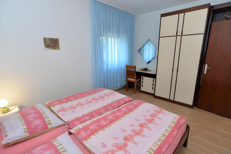 Bedroom 2, Apartment 667, Medulin