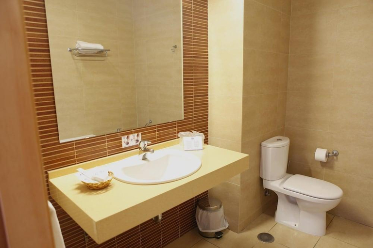 Bathroom 4, Adiafa Hotel, Cádiz
