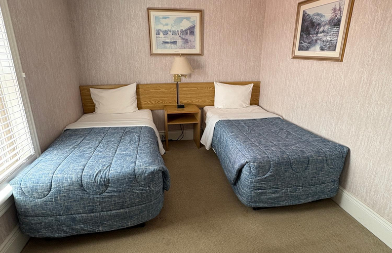 Bedroom 2, Country Inn Listowel, Perth