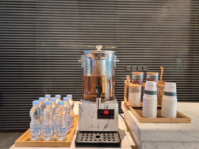 Food & Drinks 4, Madison Hotel Zhengzhou International Exhibition Center, Zhengzhou