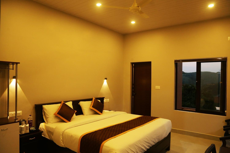 Bedroom 3, CeeCee Grand, Idukki