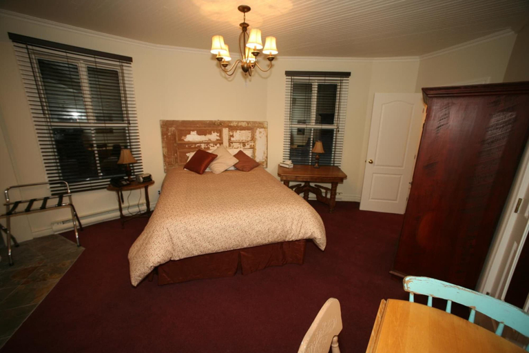 Bedroom 2, Auberge de La Tour du Lac, Les Laurentides