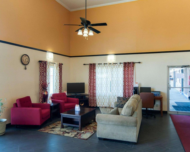 Public Area, HomeStay Inn & Suites, Pope