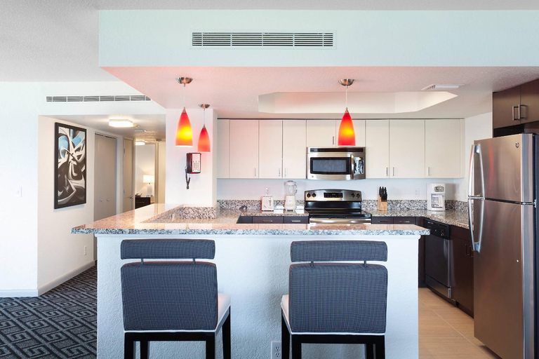 Others 4, Solara Surfside, Miami-Dade