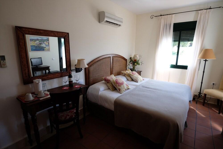 Bedroom 2, Hotel Sindhura, Cádiz