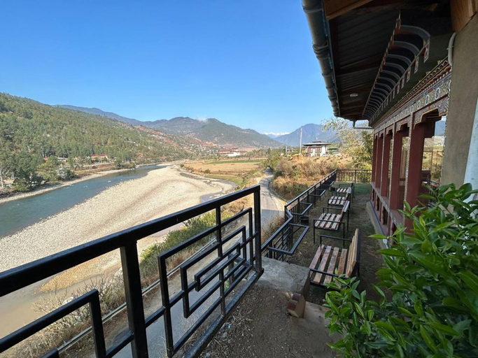 Others 5, Spirit Village Lodge, Dzoma
