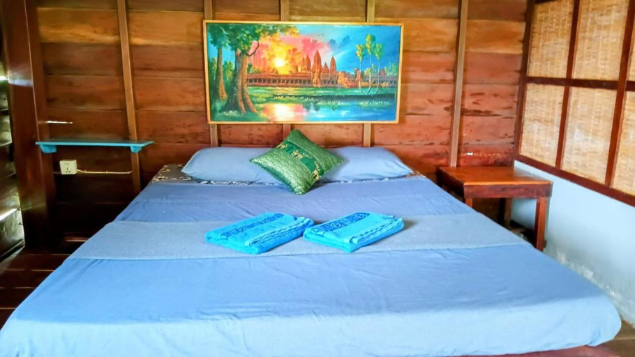 Bedroom 2, Khmer Hands Bungalows, Kaeb