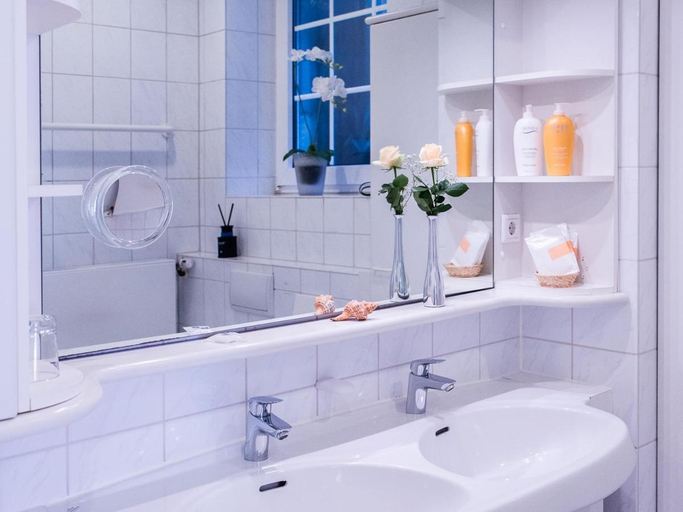 Bathroom 3, Posthotel Monegro, Steinfurt