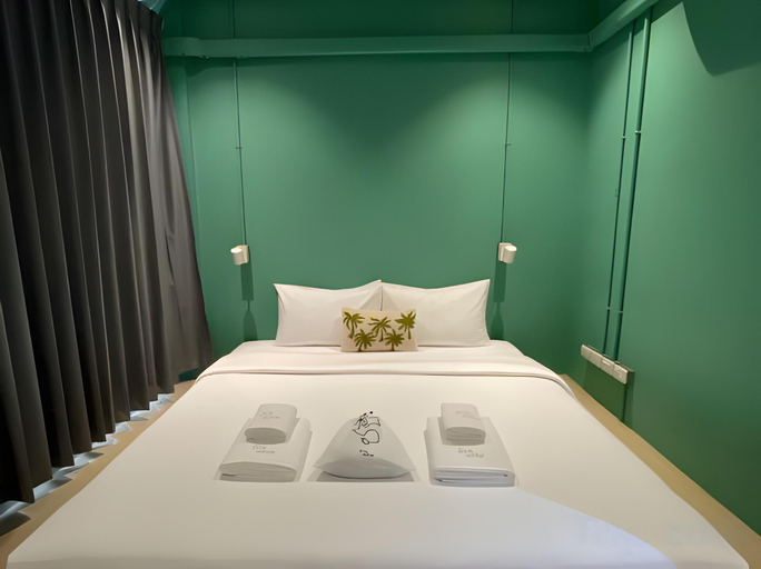 Bedroom 2, The Palette Bangkok Hotel, Ratchathewi