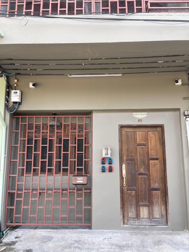 Others 5, Quinstel Hostel, Khlong San