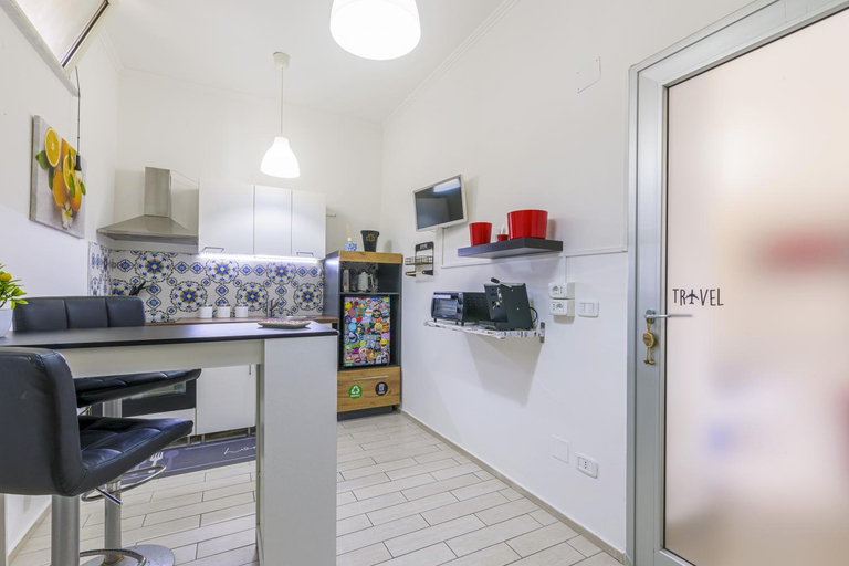 Others 4, Home4Apartment 2.0, salerno cathedral area, Salerno