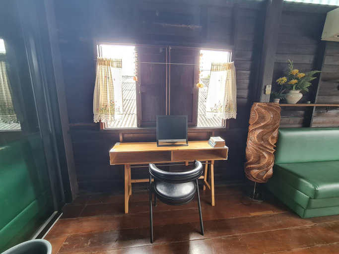 Others 5, Non House Hostel, Phra Nakhon