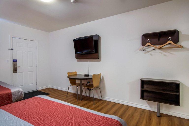 Public Area 3, Motel 6 Sudbury, ON, Greater Sudbury