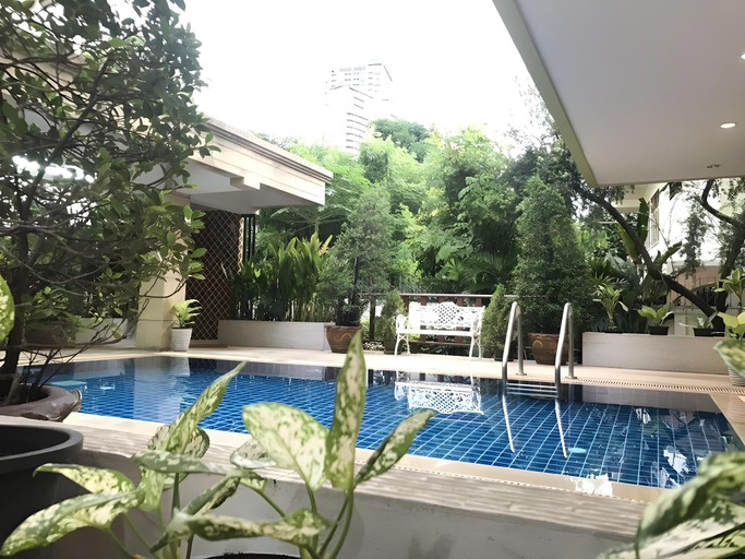 Others 3, 14 Place Sukhumvit Suites, Khlong Toey