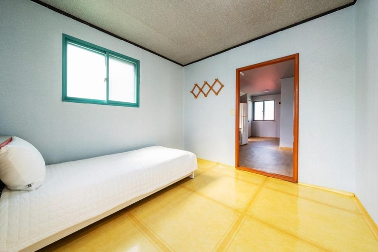 Others 5, Yeongdeok Stay 693, Yeongdeok