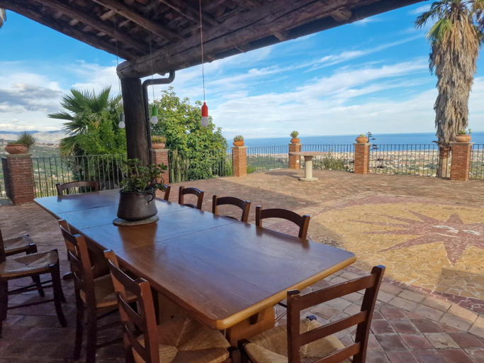 Food & Drinks, Etna panoramic villa with swimming pool, Catania