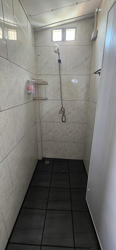 Bathroom 5, Before We Go Hostel, Don Muang