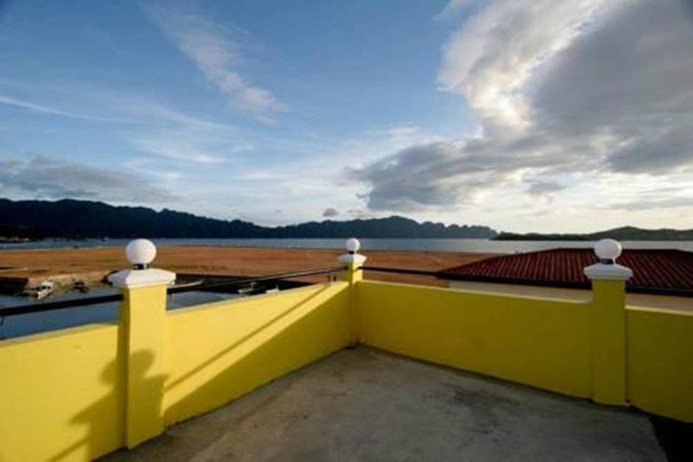 Exterior & Views 3, Luis Bay Travellers Lodge, Coron
