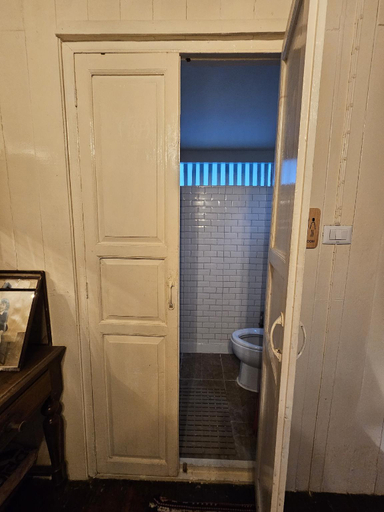 Bathroom 1, Troksilp Cafe&Bar, Phra Nakhon