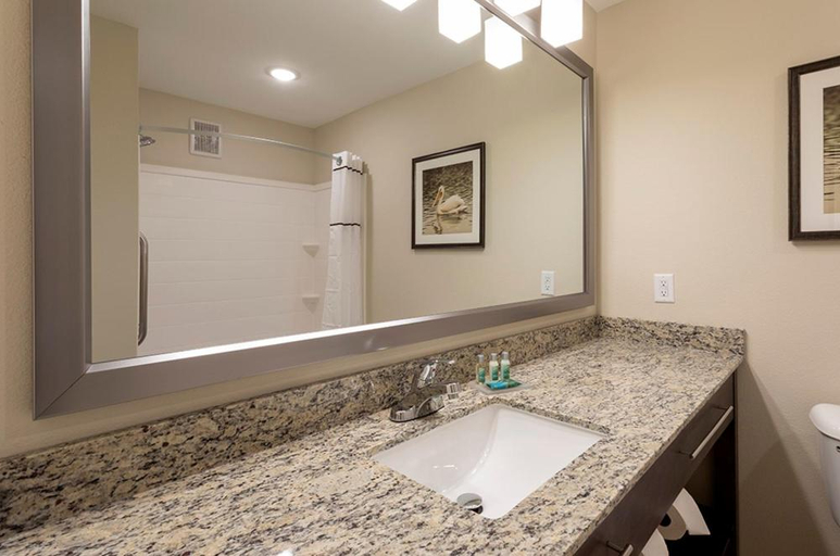 Bathroom 4, Grandstay Hotel Milbank, Grant