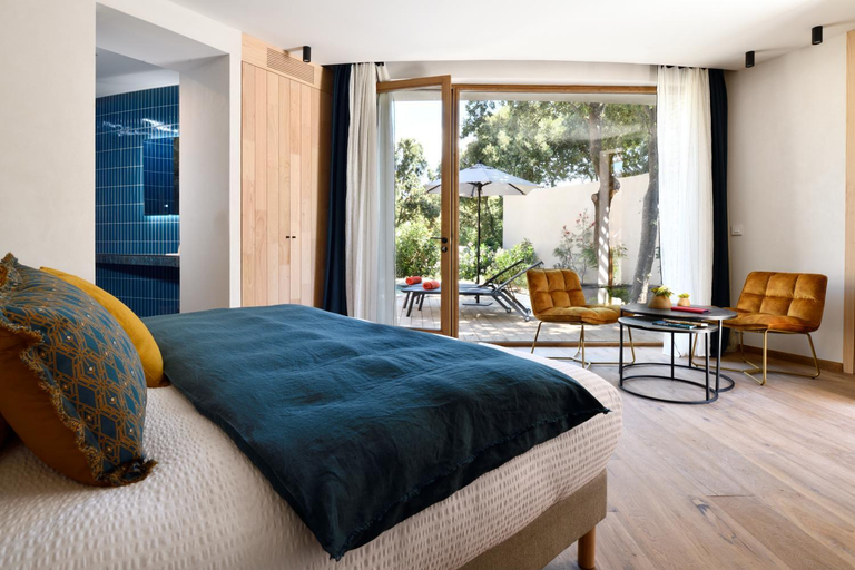 Bedroom 3, A SPERANZA Suites avec piscine privative chauffee, Corse-du-Sud
