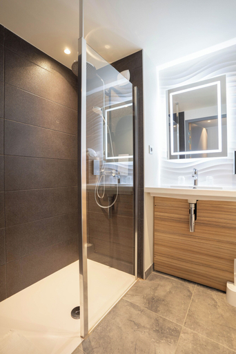 Bathroom 5, Campanile Tours Nord - Forum Melies, Indre-et-Loire