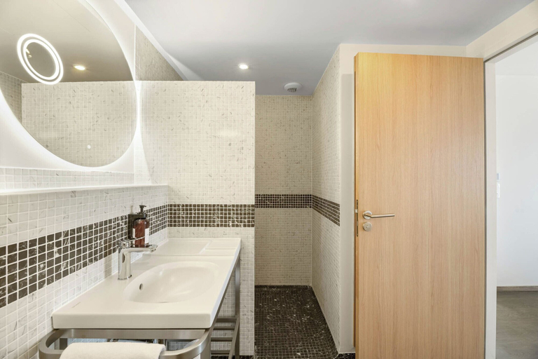 Bathroom 4, Novaya Suites, Corse-du-Sud