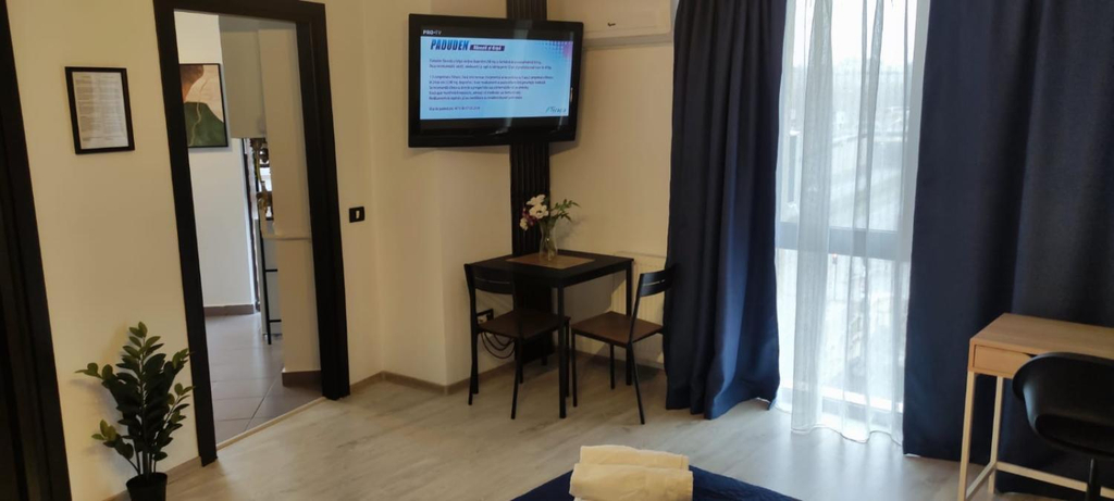 Others 5, Central Studio Bucur, Municipiul Bucuresti
