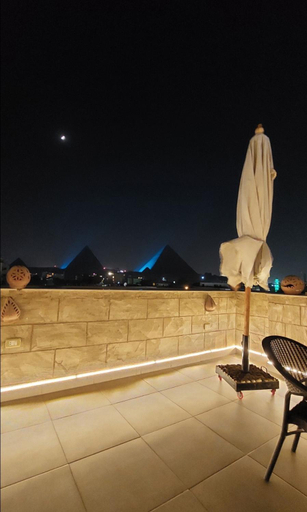 Others 5, Enter Pyramids Inn, Al-Ahram