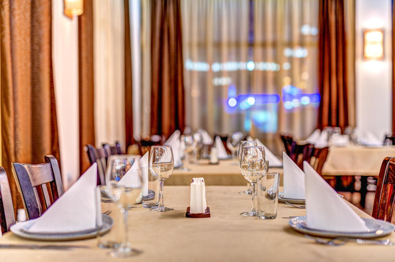 Food & Drinks 2, Silver Hills Rooms & Apartments with Free Parking, Smolyan