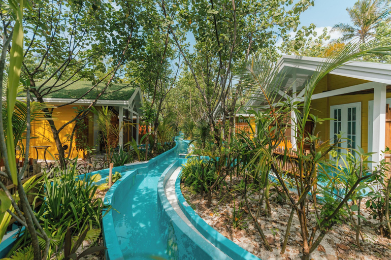 Exterior & Views 2, Oaga Art Resort, Kaafu Atoll