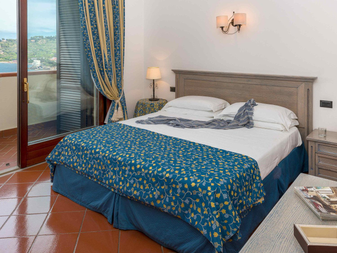 Bedroom 4, ALBERGO FILIPPO II, Grosseto