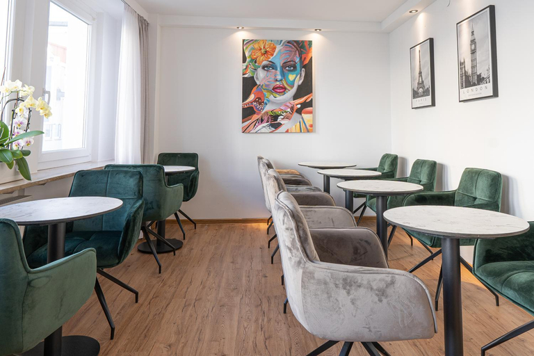 Public Area, Hotel Dortmunder Hof, Würzburg