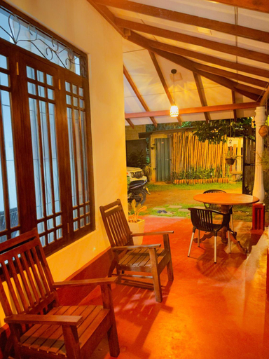 Food & Drinks, Elephant Side Safari Bungalow, Embilipitiya