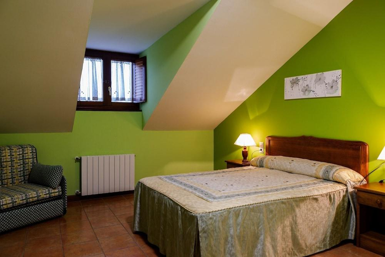 Bedroom 3, Hotel Rincón de Antón, Cantabria