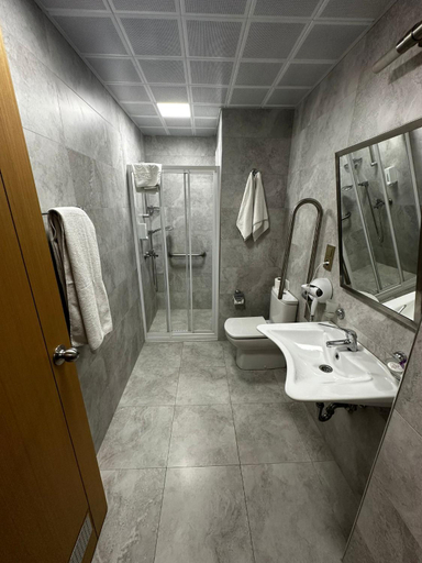 Bathroom 4, Gimat Otel, Yenimahalle